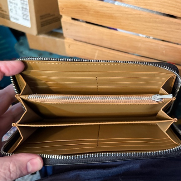 Coach Long Zipper Wallet in Signature Denim - Picture 3 of 4